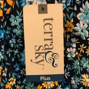 TS Smocked Knit Shorts- Ditsy/Dark Navy--Plus 3X (24W- 26W)- New w/ Tags